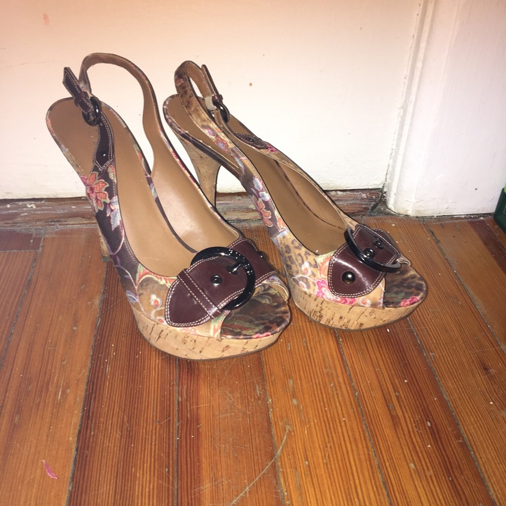 Guess Peep Toe Heels w sling back